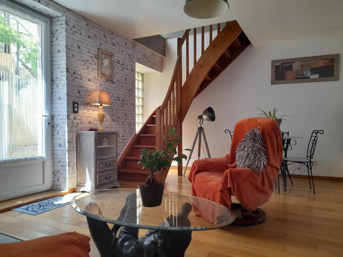 Maison De Village Avec Cour Interieure Et Terrasse Septfonds Экстерьер фото